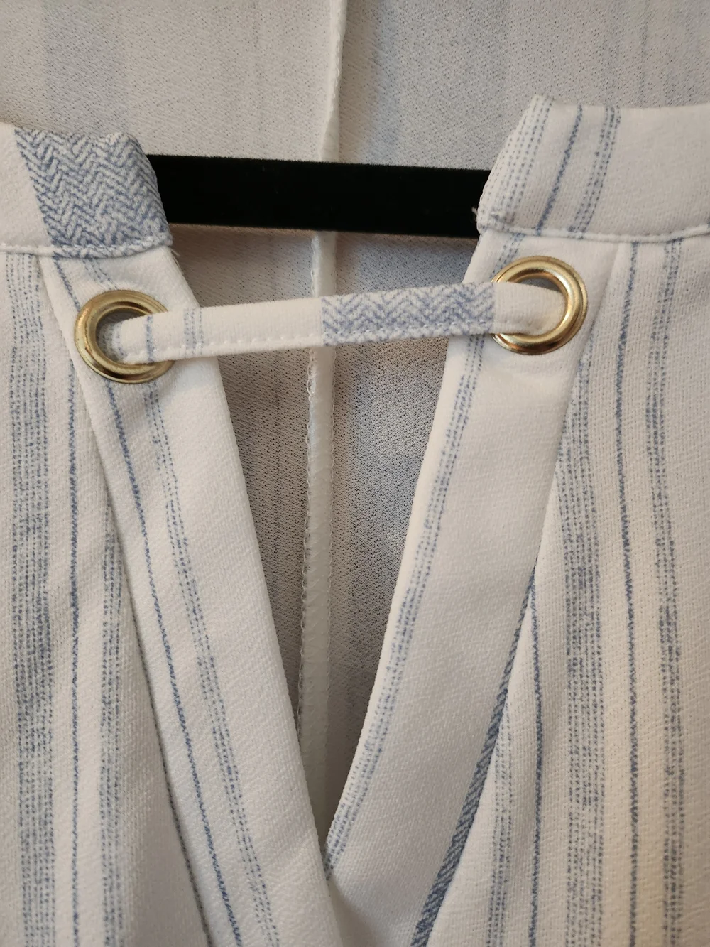 Striped V-Neck Short Sleeve Tunic in White and Light Blue